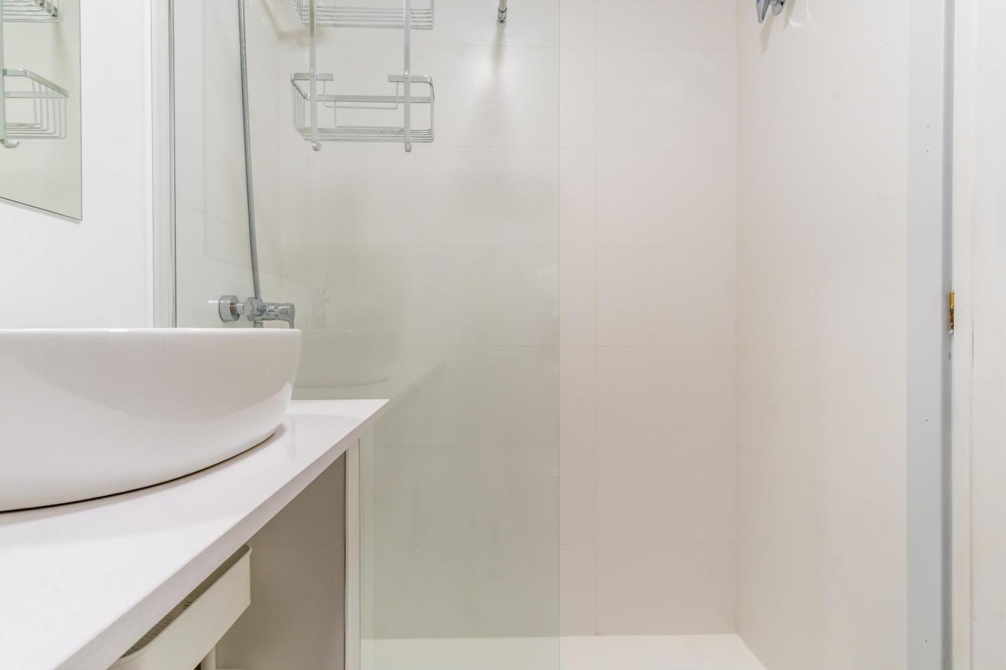 Bright And Cozy - 1Bedroom 1Bath - Las Letras Madrid Exteriör bild